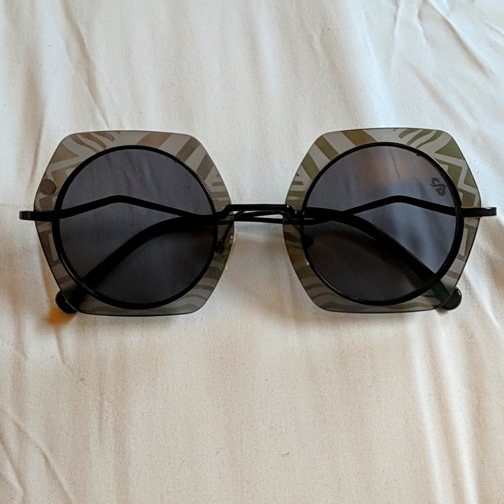 Chilli Beans Octogonal Sunglasses